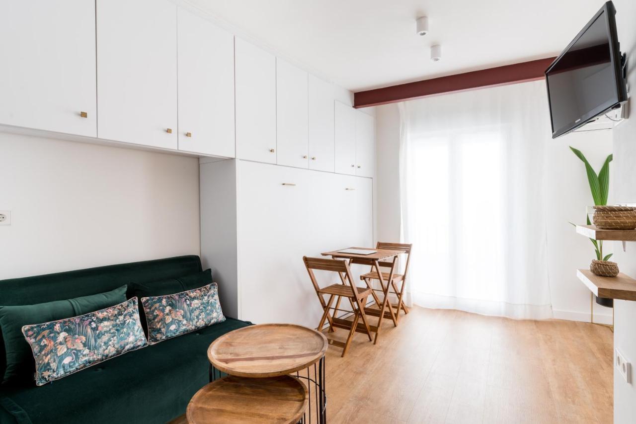 Behouse Campana, Seville